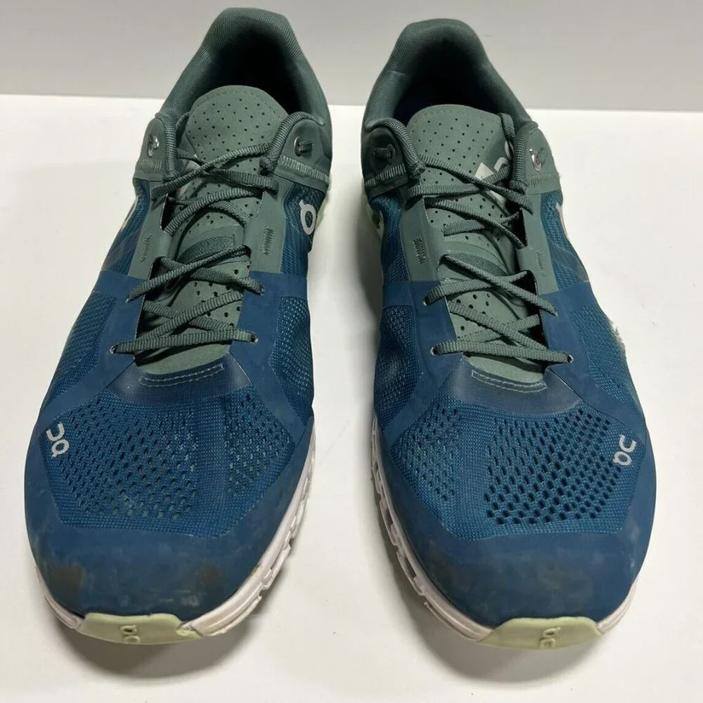 On Men's Cloudflow Running Shoes, Size 12.5M